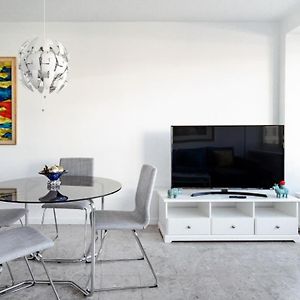 Urbantec Realty - Plaza de Colón